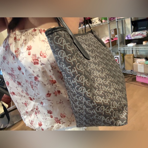 Coach City Tote Navy monogram leather, and coated canvas EUC CF342 - Picture 7 of 16